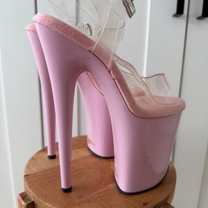 New Pleaser High Platform Heels 8 Inch - Size 5 - Pink